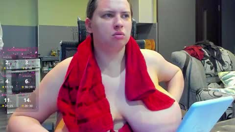 1LINDSEY1 online show from October 18, 3:04 pm