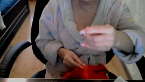 1your_hot_girls online show from December 15, 11:01 am