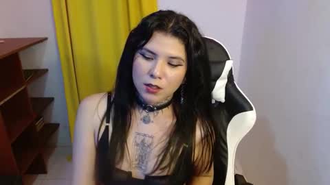 erika online show from November 15, 2:34 am