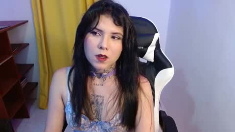 erika online show from November 18, 2:34 am