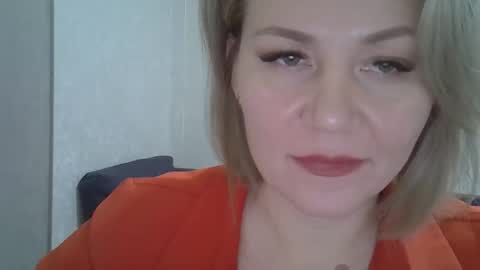 3susie online show from October 10, 8:19 am