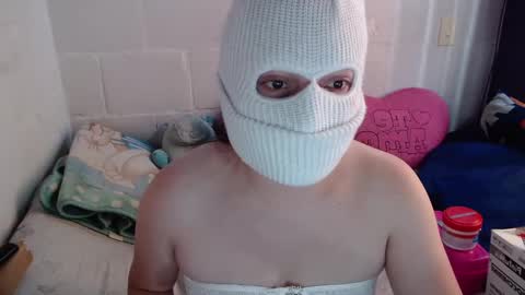 SHANNON online show from January 28, 6:28 pm