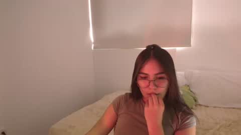 abby 3 online show from February 25, 6:50 pm