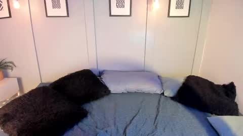 abigaill online show from September 27, 5:25 am