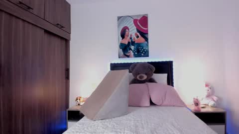_alana_grey_ online show from May 11, 11:12 am