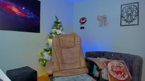 Alice online show from December 21, 11:44 am