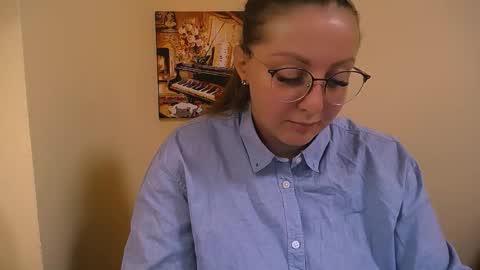 Anna online show from October 3, 7:46 am