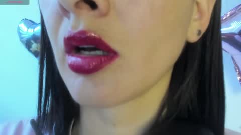 antonia online show from June 1, 8:21 pm