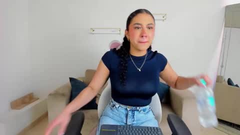    online show from December 19, 12:30 pm