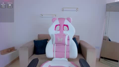    online show from March 14, 2:18 pm