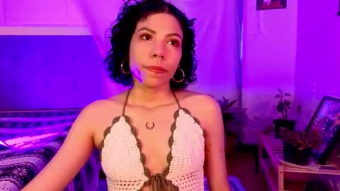 Lola online show from February 15, 10:42 pm