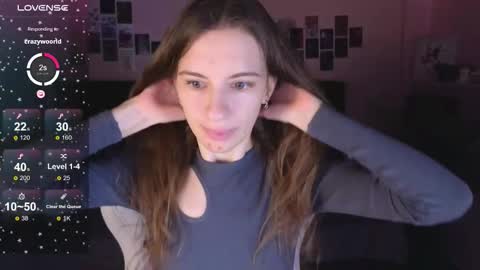 _ash_leyy_ online show from September 17, 1:25 am