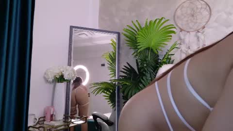  AzzaLee  online show from June 23, 5:49 am