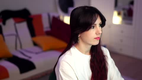 Lili online show from December 22, 6:05 am