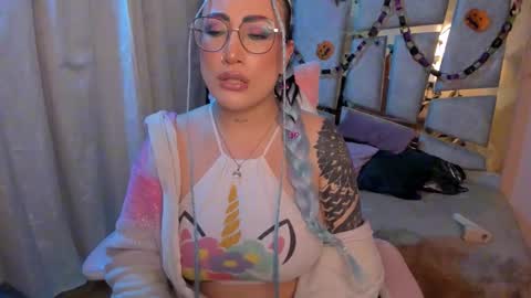 Angie  Independent model online show from October 17, 4:37 am