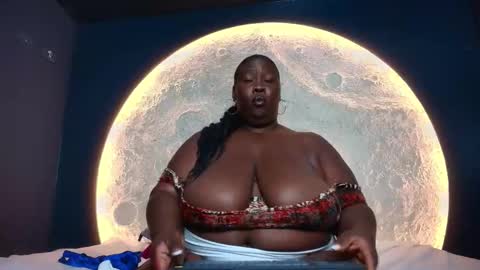 _carolinagomez online show from December 5, 7:59 pm