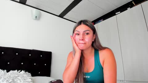 Bella  online show from January 25, 10:28 pm