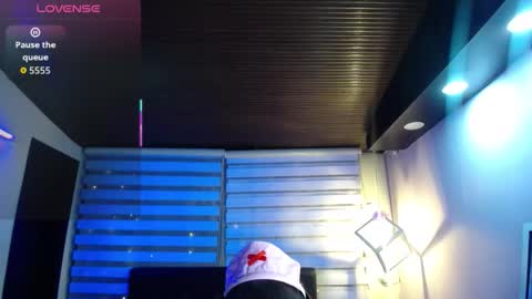 _charlotte_collins_ online show from October 31, 5:39 pm