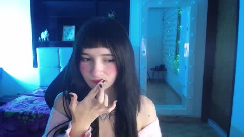 _charlotte_collins_ online show from January 17, 2:35 pm