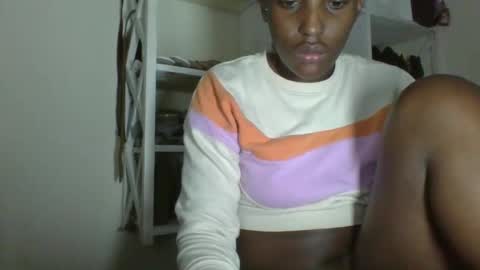 clara online show from March 12, 8:17 am