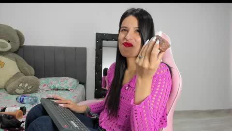 _elektrah online show from March 11, 5:35 pm