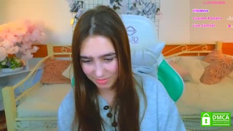 Lizzy  online show from March 31, 2:22 am