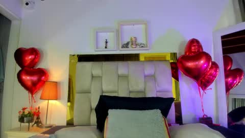 Isabella online show from February 15, 12:01 pm