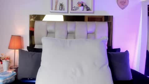 Isabella online show from April 14, 12:16 pm