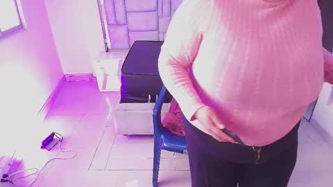 Emily  online show from January 10, 6:12 pm