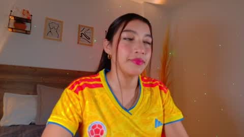_emmacherry online show from June 27, 12:22 pm