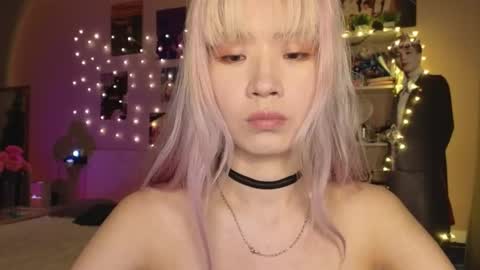 EveEva online show from February 14, 3:30 am