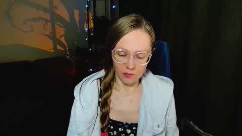 _goldilocks__ online show from September 28, 5:29 pm