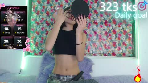 Gwen online show from January 31, 5:09 am