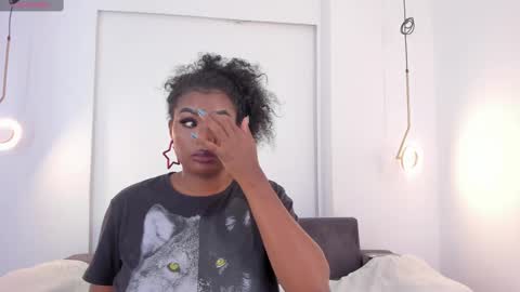 Darlis  online show from March 5, 7:28 pm