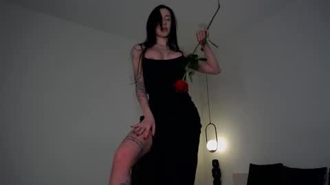 Mary online show from February 15, 5:39 pm