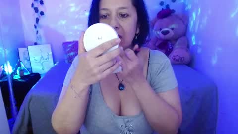 Camila online show from October 2, 5:18 pm