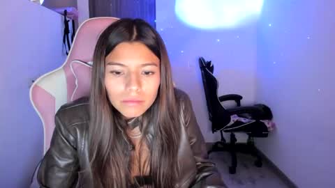 khloe sweet online show from September 18, 12:20 am