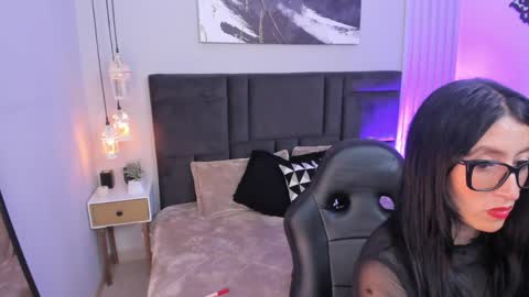 Kiraaaa 0 online show from April 12, 5:38 pm