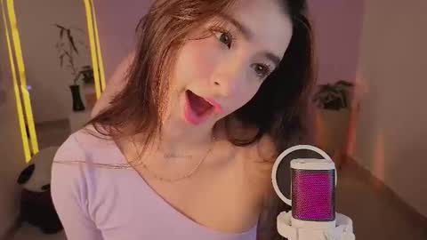 Kylie online show from February 23, 11:04 pm