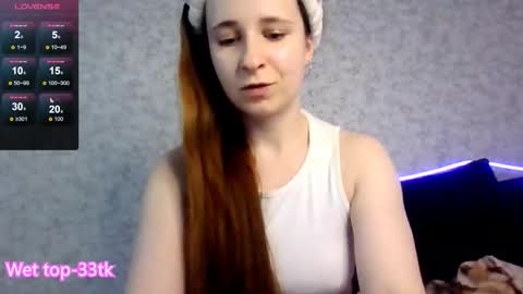 _kylle_ online show from October 11, 1:47 pm