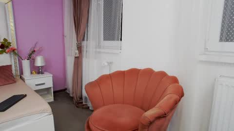 Lena Paul online show from March 4, 4:17 am