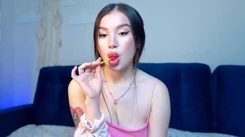 _lexie_rivers_ online show from February 13, 11:17 pm