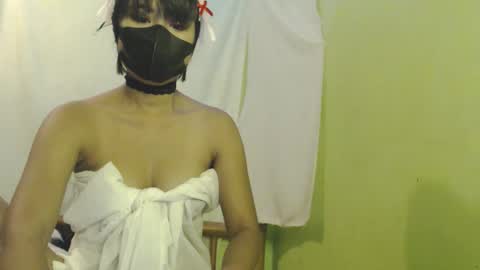 _lilies_gigi_ online show from February 3, 4:21 am