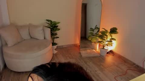 Lina. online show from March 1, 6:35 am