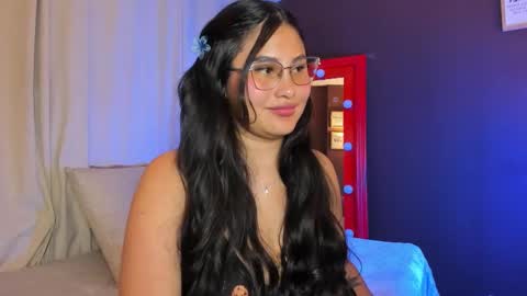 Ivy 3 online show from February 17, 9:03 pm