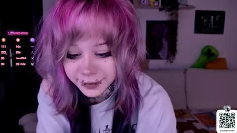 Lolly online show from October 13, 1:03 pm