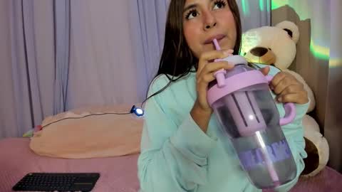 Maia online show from February 23, 7:46 pm