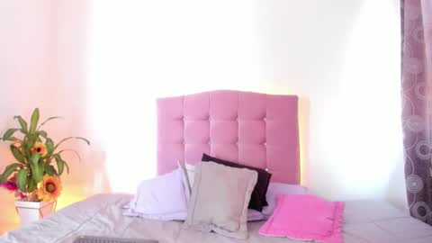 Maria paula online show from March 12, 7:36 pm