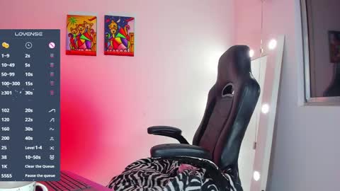 Juli online show from February 2, 4:37 am