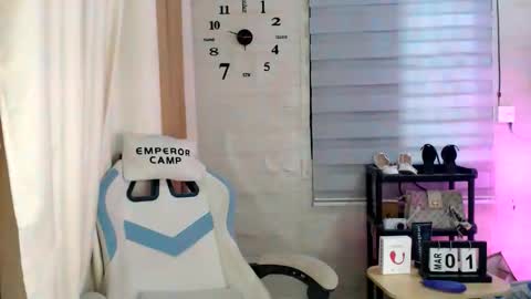 Melly online show from February 28, 10:42 pm